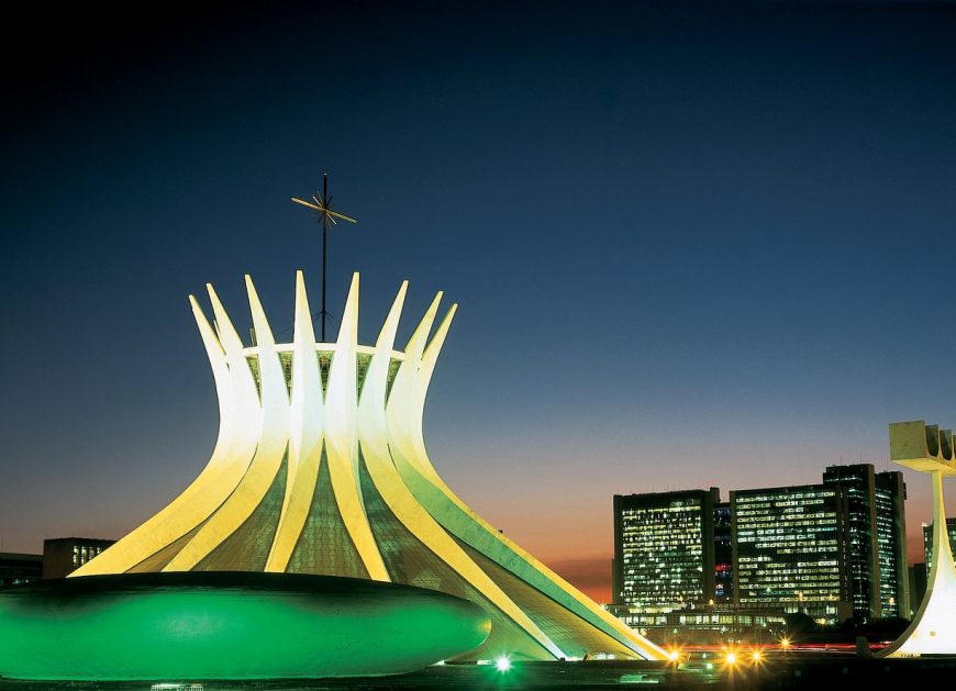 Catedral - Brasília
Cathedral - Brasilia
Catedral - Brasilia